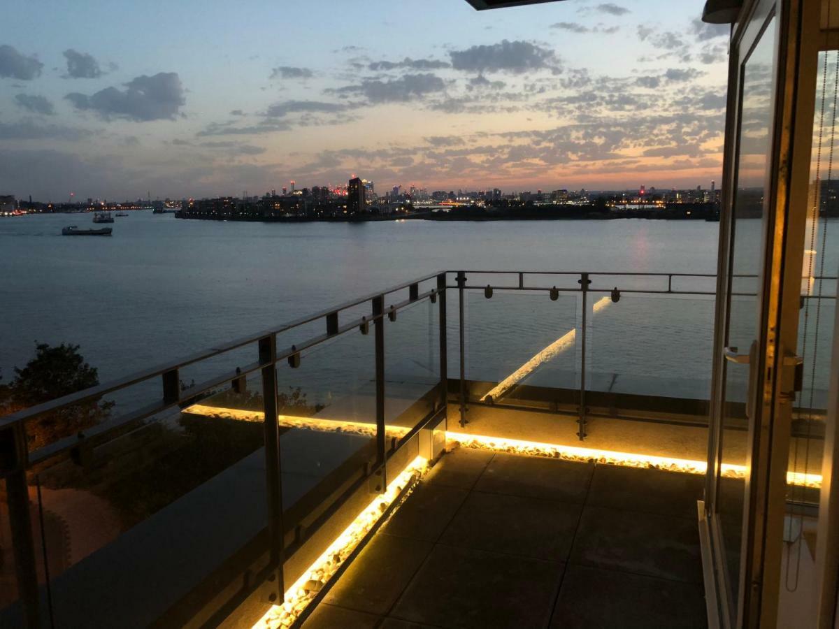 The Penthouse Apartment ลอนดอน ภายนอก รูปภาพ